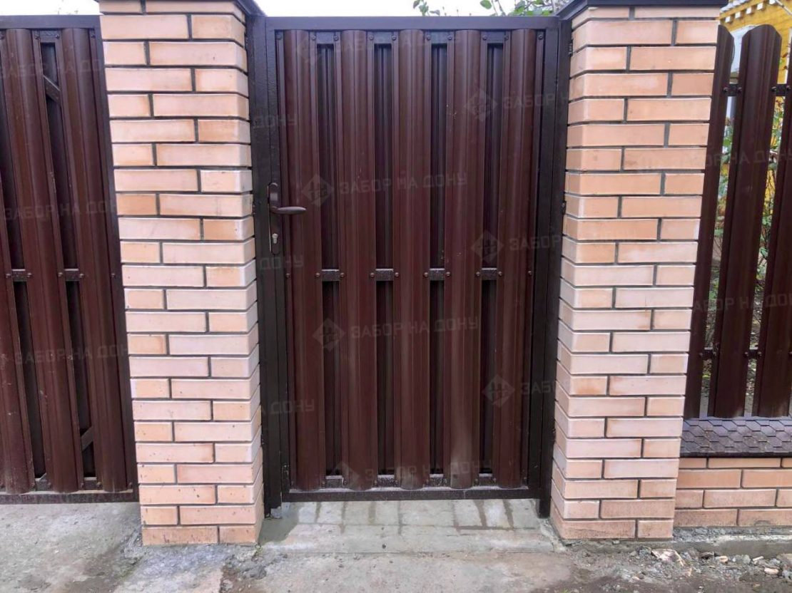 Калитка из евроштакетника  в Алчевске